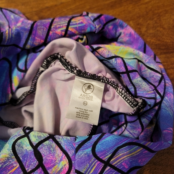 Abs2b Scrunch Shorts - Picture 6 of 6